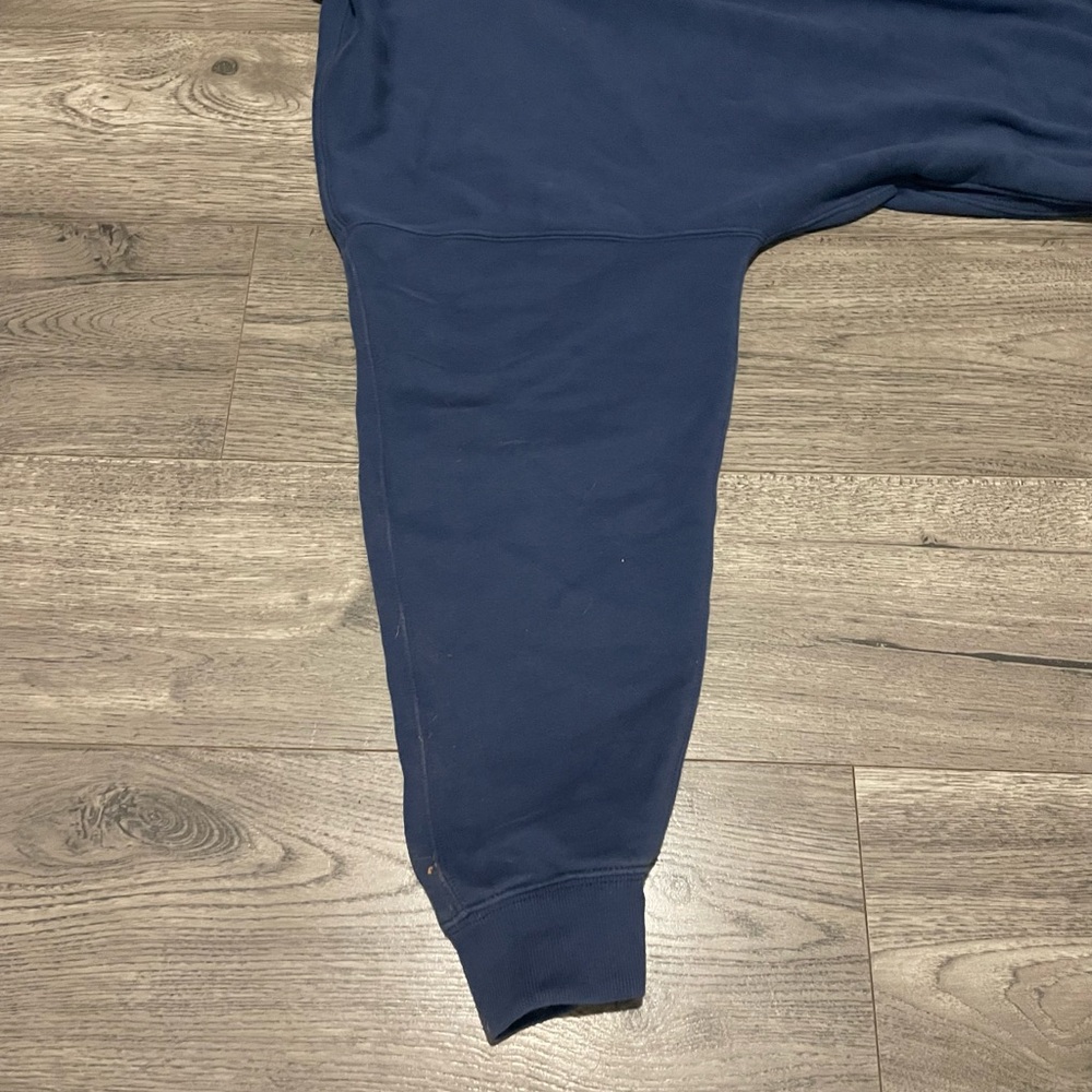 Men’s Abercrombie & Fitch Hoodie - Picture 3 of 6